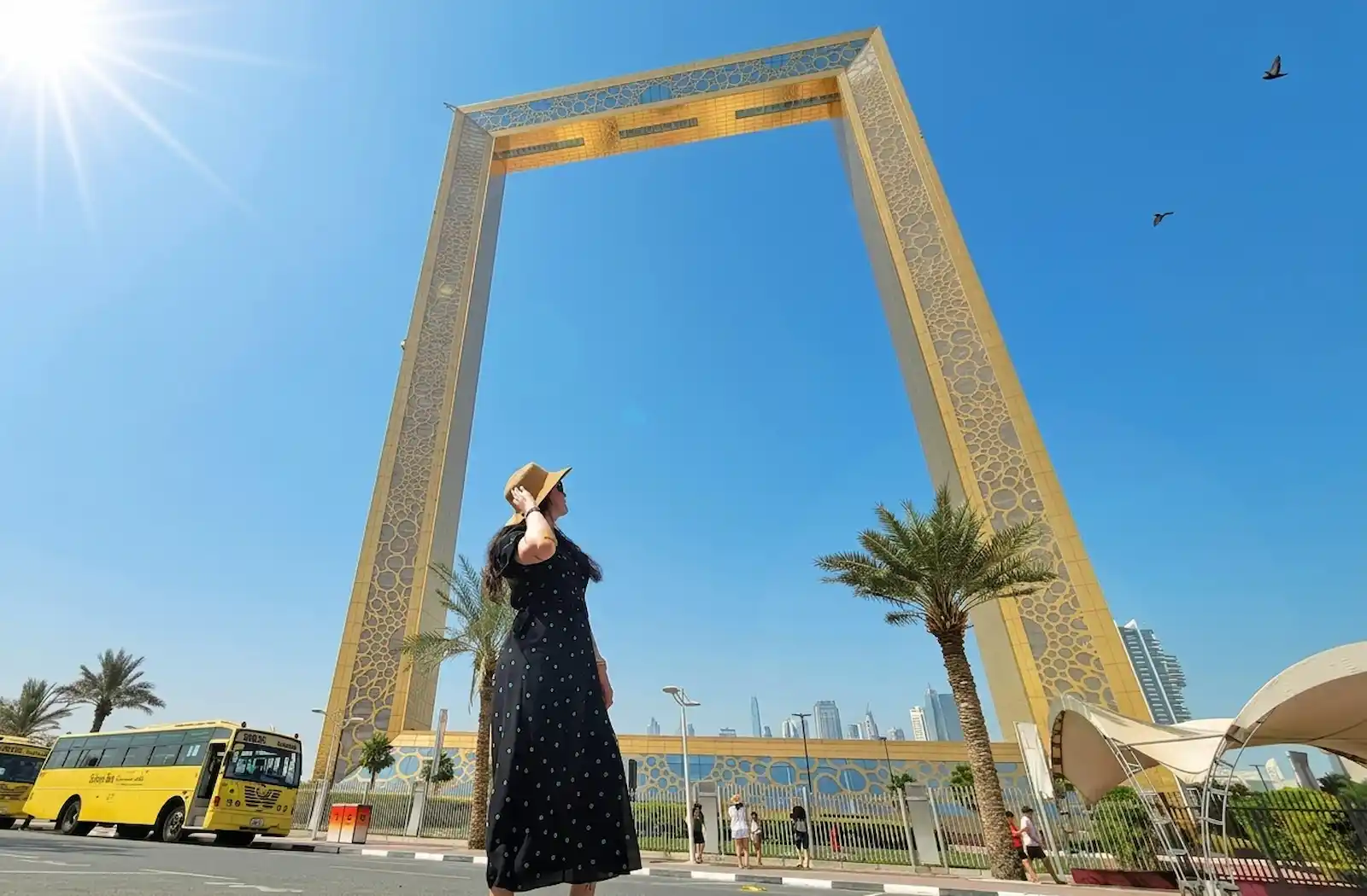 dubai-city-tour-dubai-frame-tourist